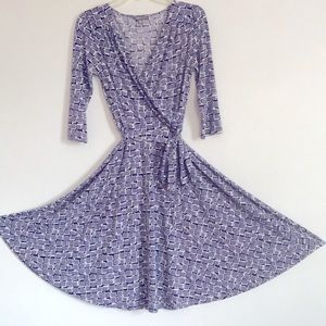 3/4 sleeves v-neck midi dress size PM